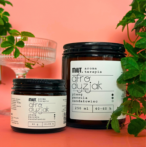 Afrodyzjak - duża świeca do aromaterapii