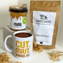 Zestaw prezentowy z miodem i kakao Chocante, z kubkiem Cut MiUT w eleganckiej aranżacji